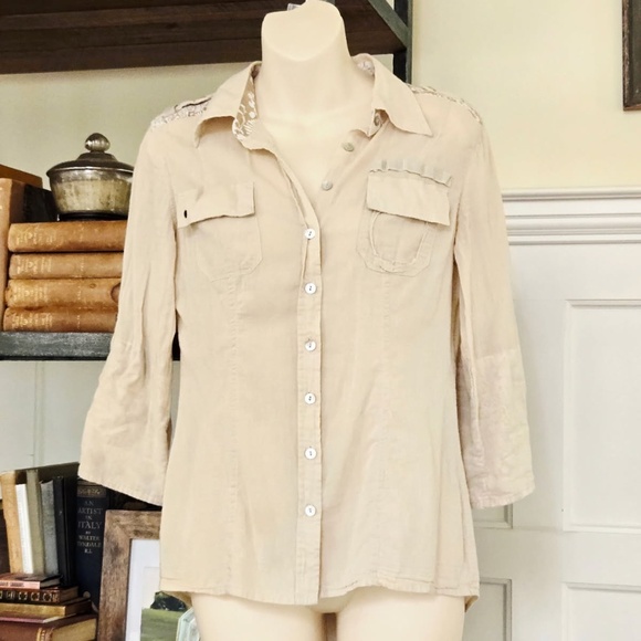 Da-Nang lightweight Button Up Shirt  S - Picture 4 of 10